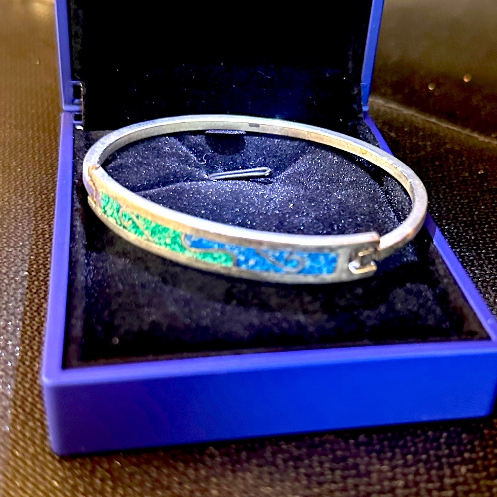 Silver and turquoise bracelet